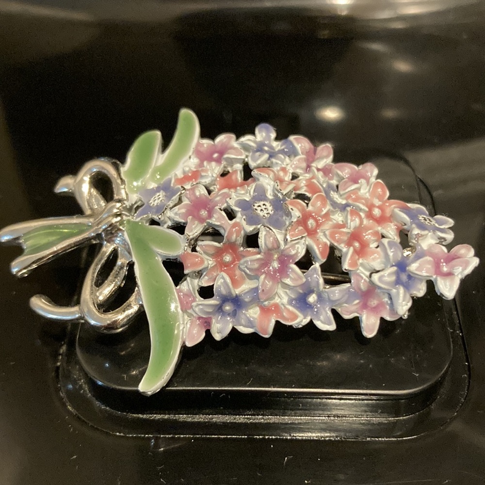 Vintage Enamel Bouquet of Flowers Broach